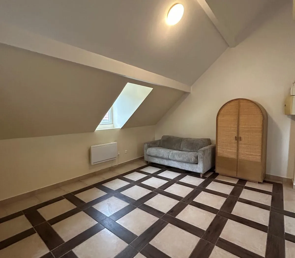 Location Louvres Appartement 694ee96fdd0d