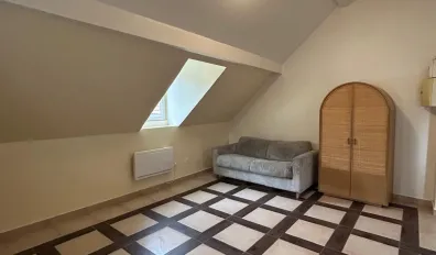 miniatureLocation Louvres Appartement 694ee96fdd0d2