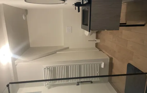 Location Bourg-des-Comptes Appartement 6950de1e054d