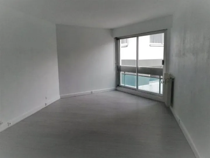 Location Le Kremlin-Bicêtre Appartement 695254201f821