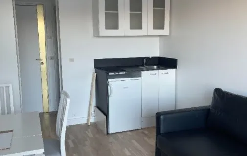 Location Saint-Denis Appartement 695254207606