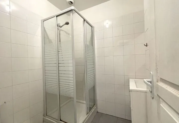 Location Clichy Appartement 6952542101f03