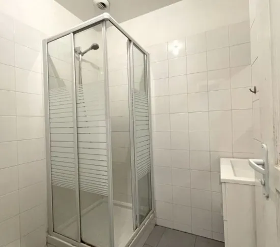 Location Clichy Appartement 6952542101f03