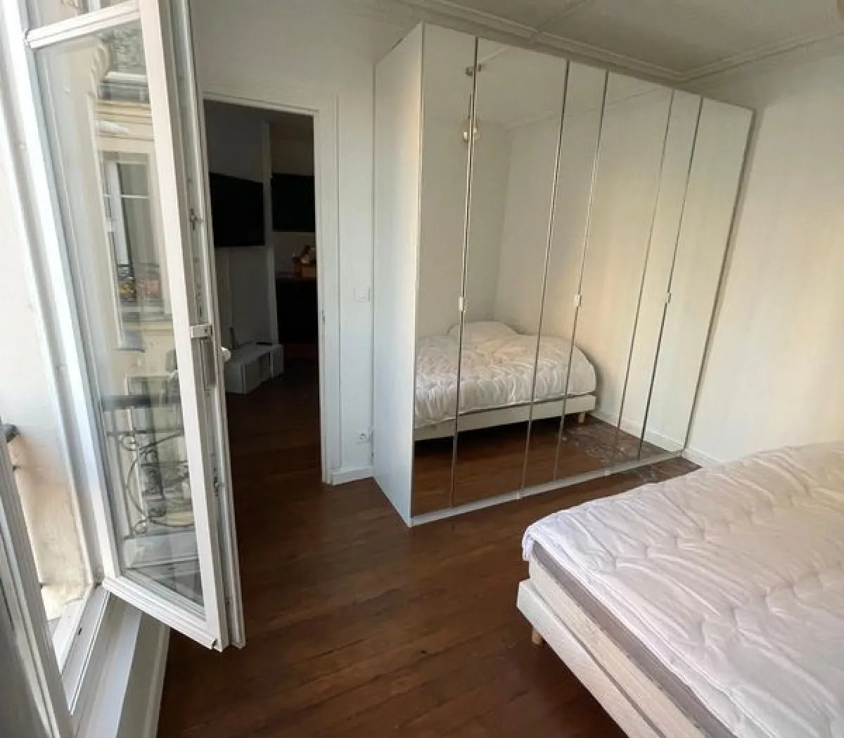 Location Paris Appartement 695282a8becb