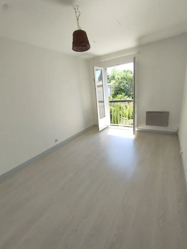 Location Montpellier Appartement 6952c38a8250