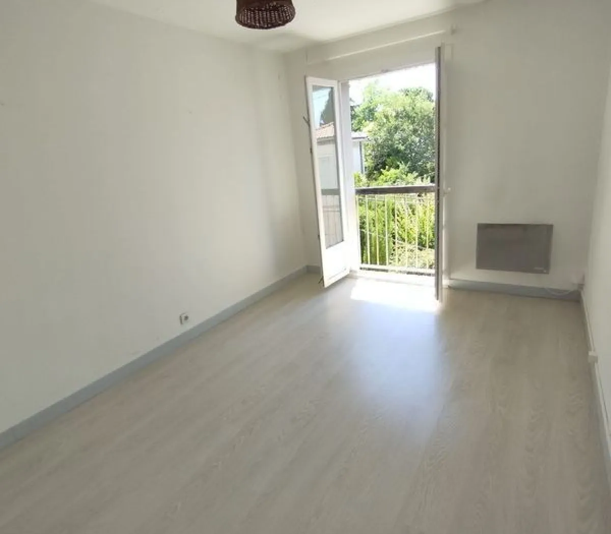 Location Montpellier Appartement 6952c38a8250