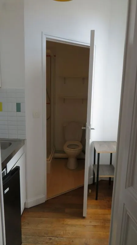 Location Angers Appartement 6953f8f3055a
