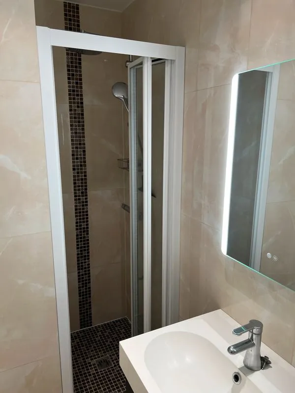 Location Courbevoie Appartement 695504f003793