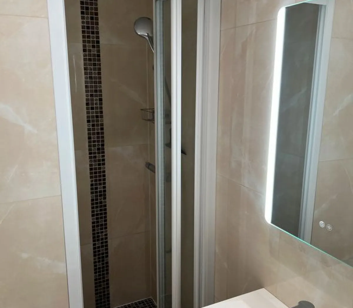 Location Courbevoie Appartement 695504f00379