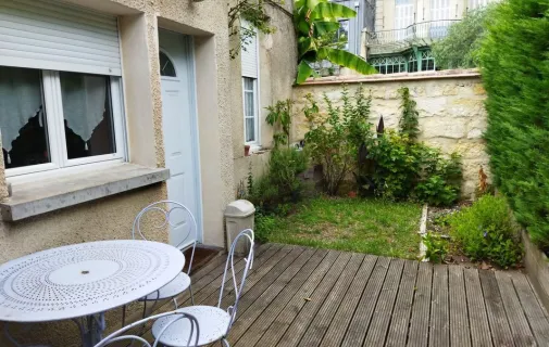 Location Bordeaux Maison 69550be948b8