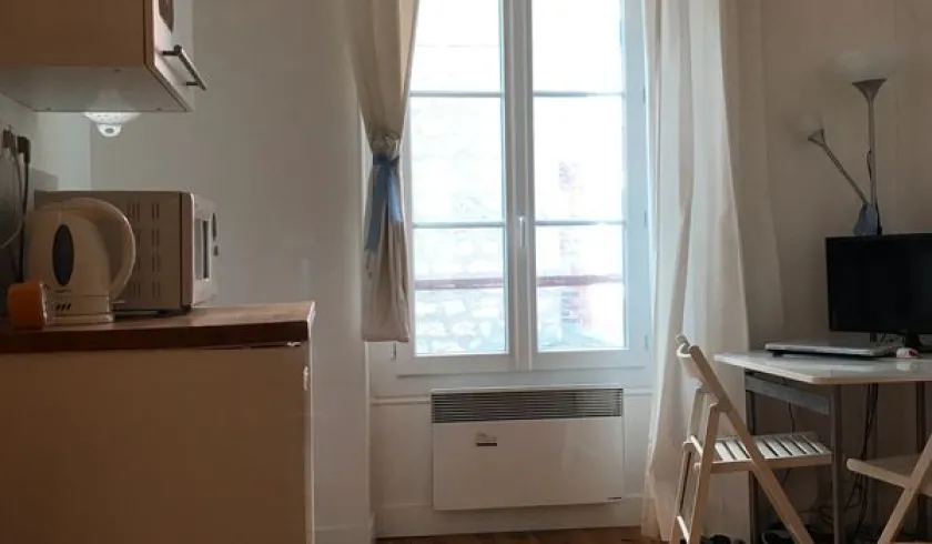 Location Paris Appartement 69566ad398381