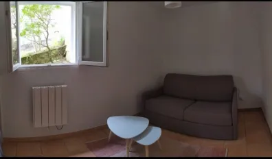 miniatureLocation Cenon Appartement 69566be9b6372