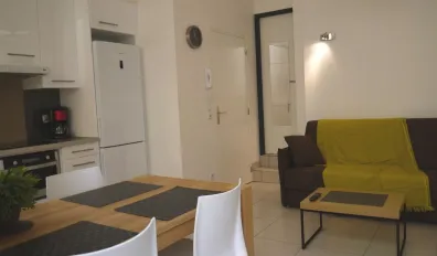 miniatureLocation Lyon Appartement 6957ef1eec062