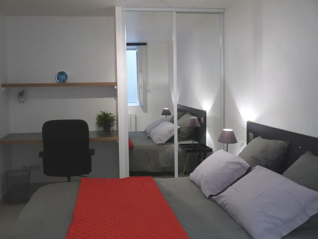 Location Lyon Appartement 6957ef1eec063