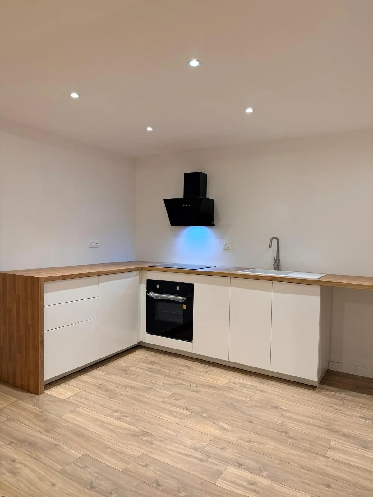 Location Le Rheu Appartement 69582f75200b