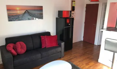 miniatureLocation Suresnes Appartement 695a9bf3079c2