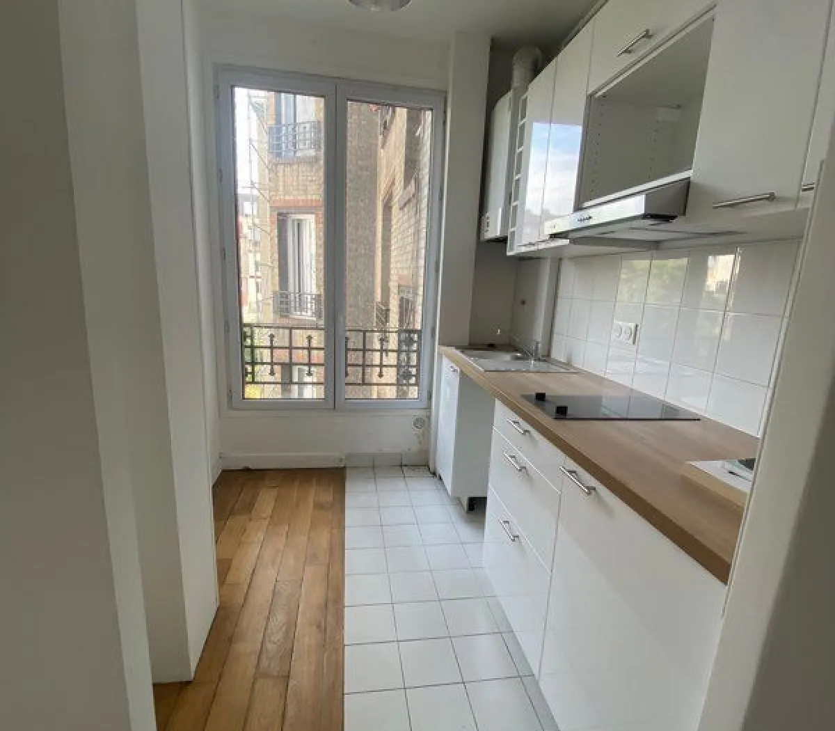 Location Saint-Ouen-sur-Seine Appartement 695aa63d0cd3