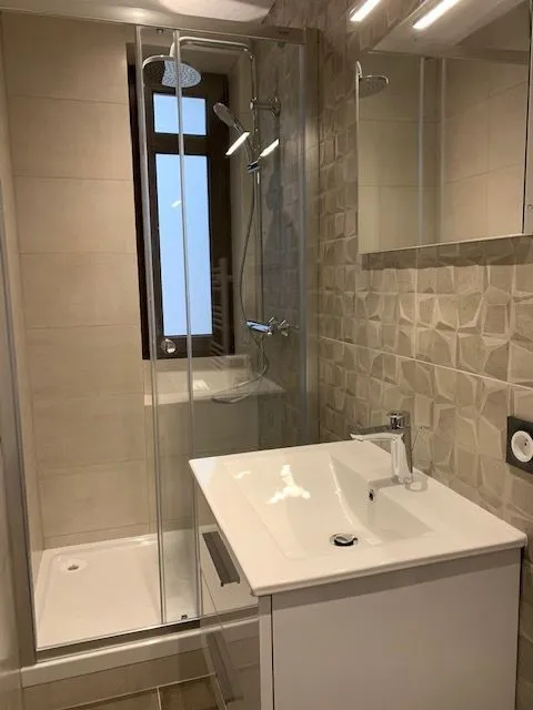 Location Villeurbanne Appartement 695b78ea81883