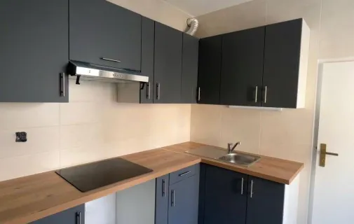 Location Versailles Appartement 695b8feeb9f2