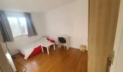 miniatureLocation Guyancourt Chambre 695b9744f2512