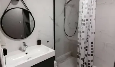 miniatureLocation Courbevoie Appartement 695be3fde8c72