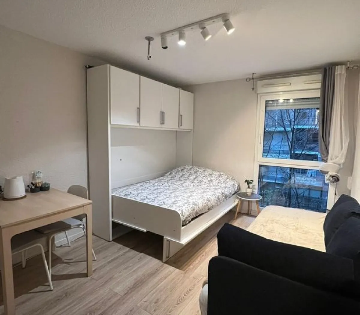 Location Courbevoie Appartement 695be3fde8c7