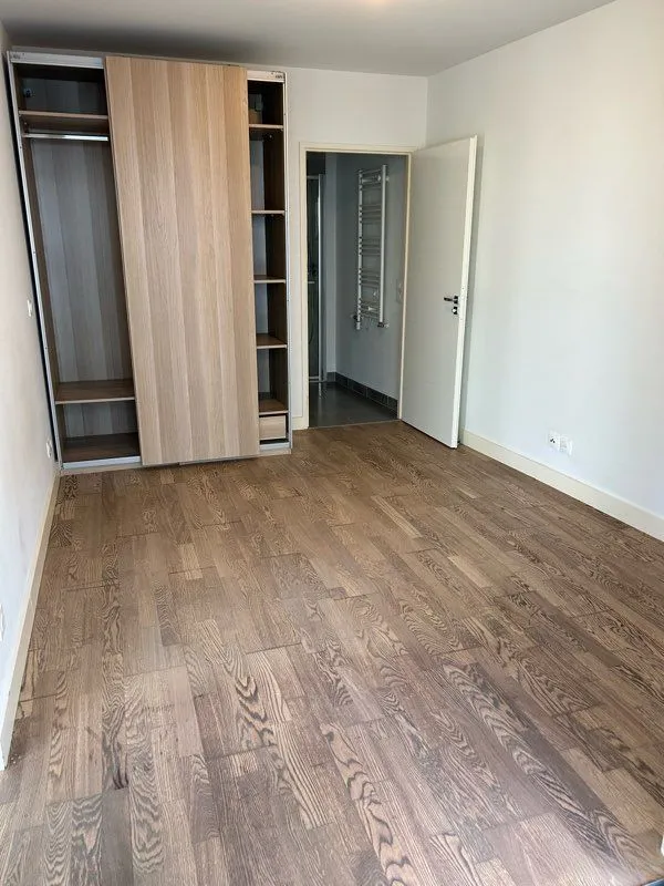 Location Bordeaux Appartement 695be40b8e4f2
