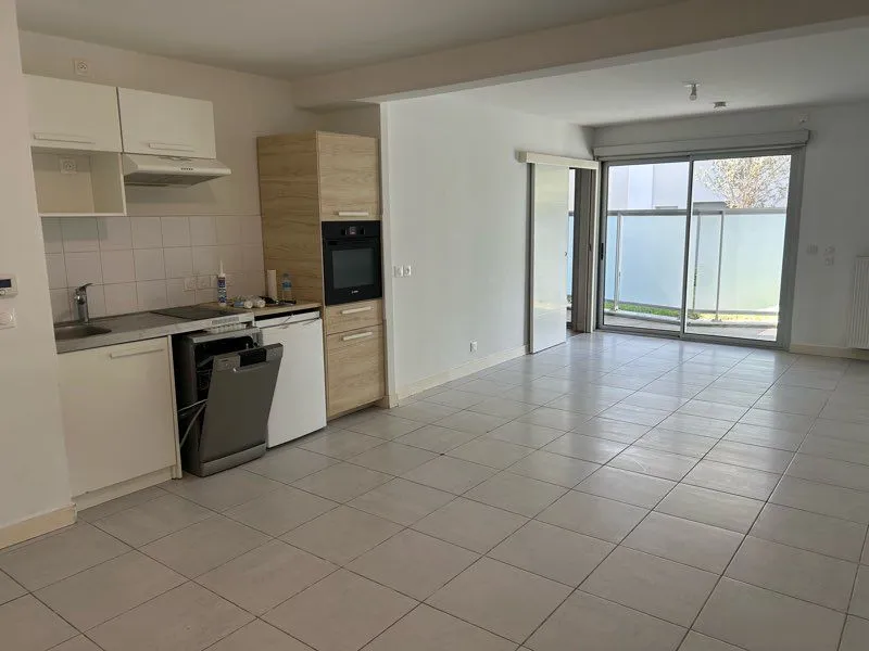 Location Bordeaux Appartement 695be40b8e4f1