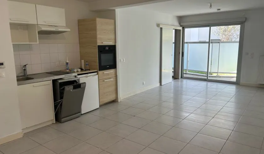 Location Bordeaux Appartement 695be40b8e4f1