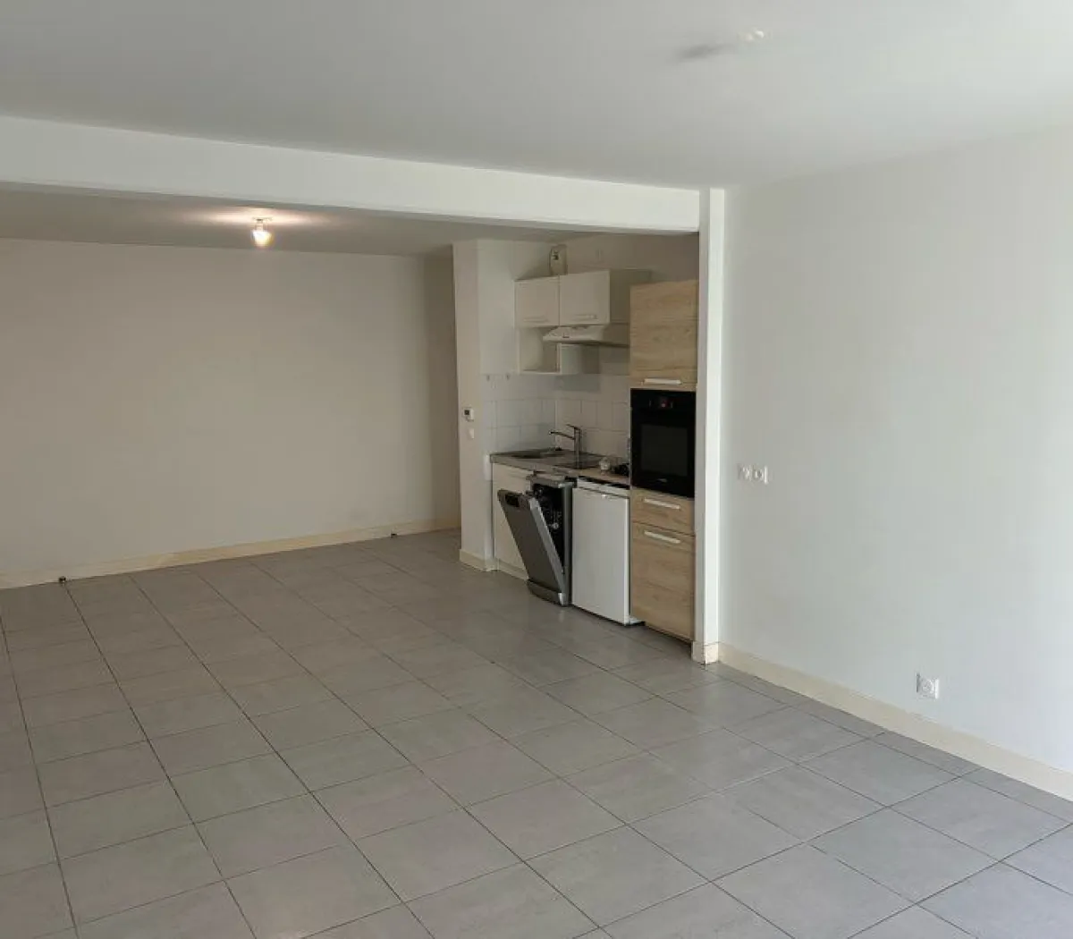 Location Bordeaux Appartement 695be40b8e4f