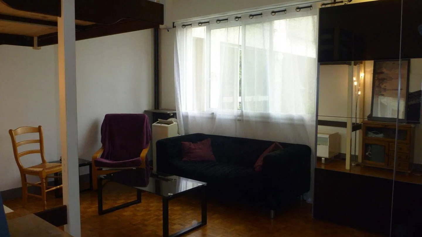 Location La Garenne-Colombes Appartement 695ccbb02f231