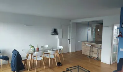 miniatureLocation Montrouge Appartement 695cf165a1172