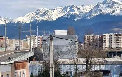 Location Seyssinet-Pariset Appartement 695cf2d7ce70