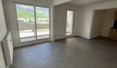 miniatureLocation Grenoble Appartement 695d40799ecc2