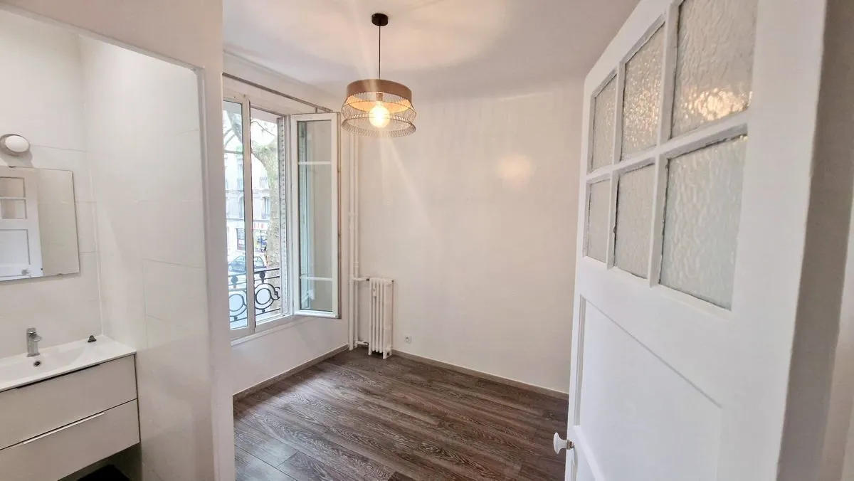 Location Clichy Appartement 695e9dcc01c02