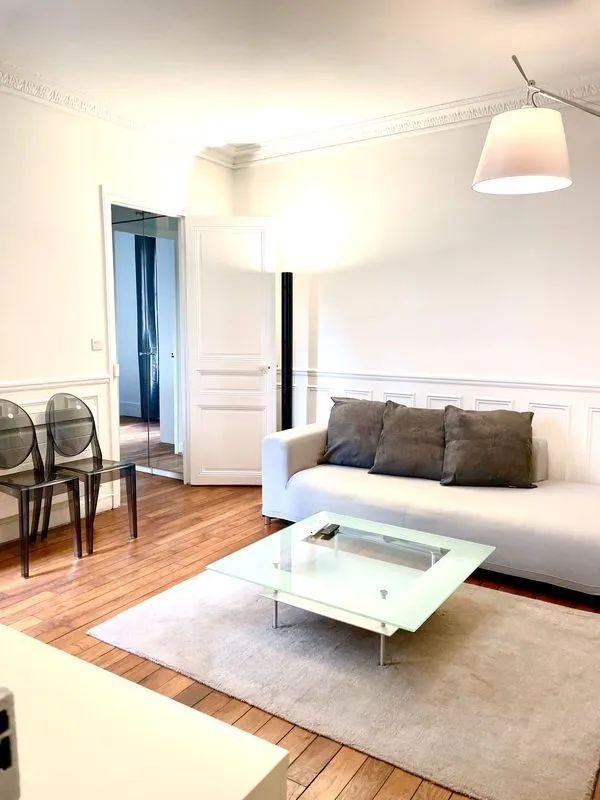 Location Paris Appartement 695fa008220b1