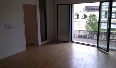 miniatureLocation Issy-les-Moulineaux Appartement 695fa013f0982