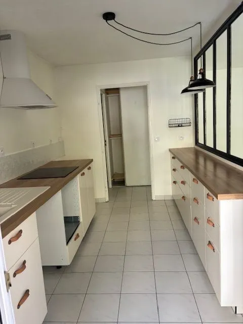 Location Marseille Appartement 695fa12ad4552