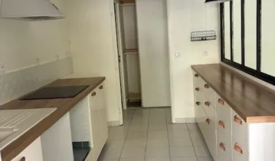 miniatureLocation Marseille Appartement 695fa12ad4552