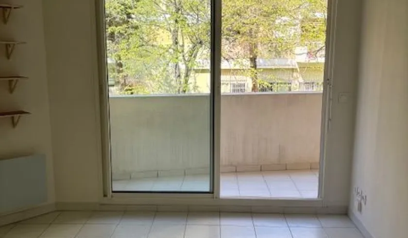 Location Marseille Appartement 695fa12ad4551