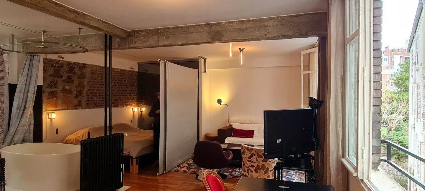Location Paris Appartement 695fc03383f6