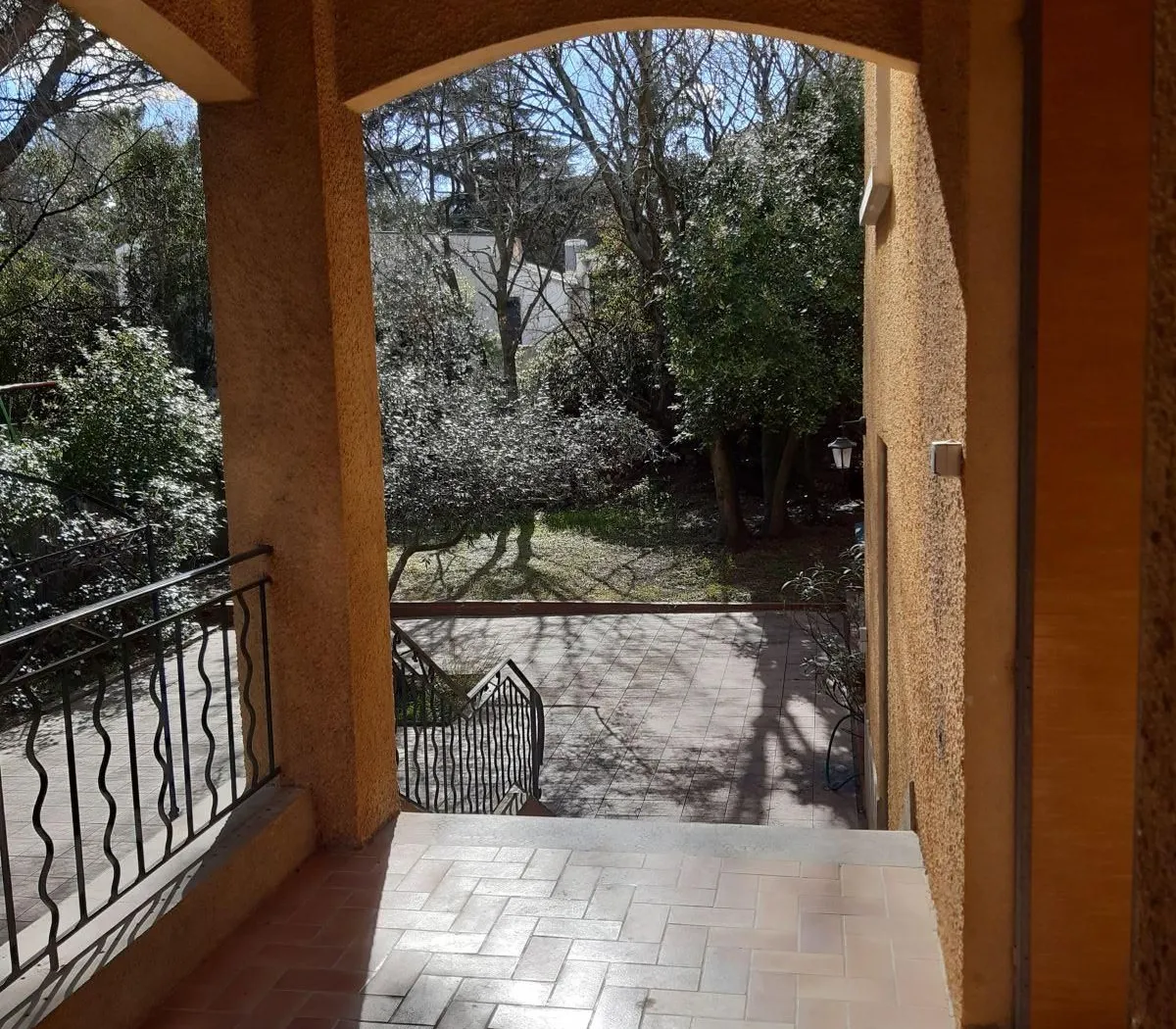 Location Nîmes Maison 695ff676c4fc