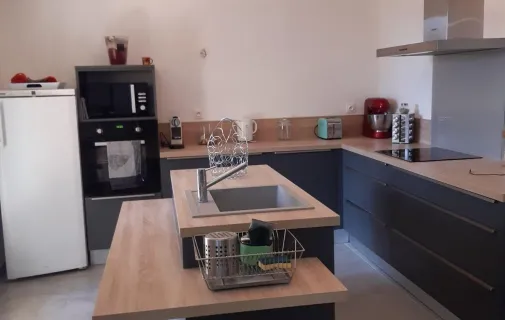 Location Nîmes Maison 695ff676c4fc