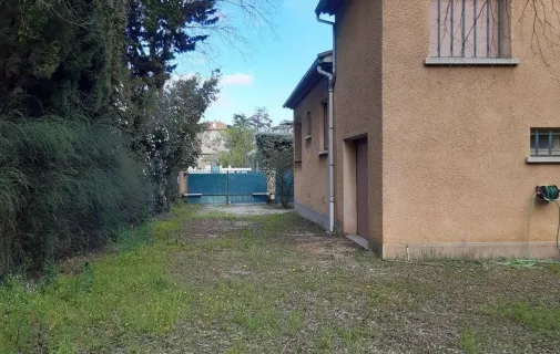 Location Nîmes Maison 695ff676c4fc