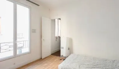 miniatureLocation Paris Appartement 6961010fe38d2