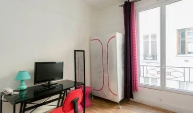 miniatureLocation Paris Appartement 6961010fe38d2