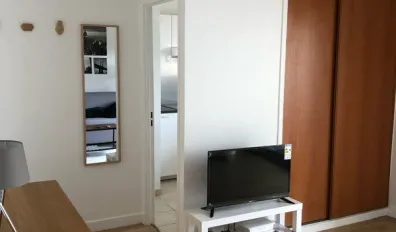 miniatureLocation Suresnes Appartement 6961011c78802