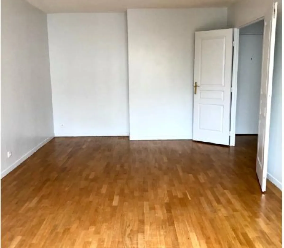 Location Levallois-Perret Appartement 69627f6a460d