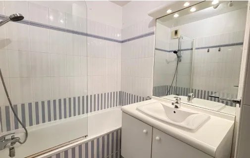 Location Levallois-Perret Appartement 69627f6a460d