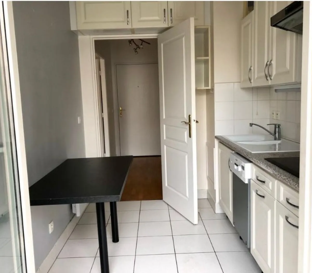 Location Levallois-Perret Appartement 69627f6a460d